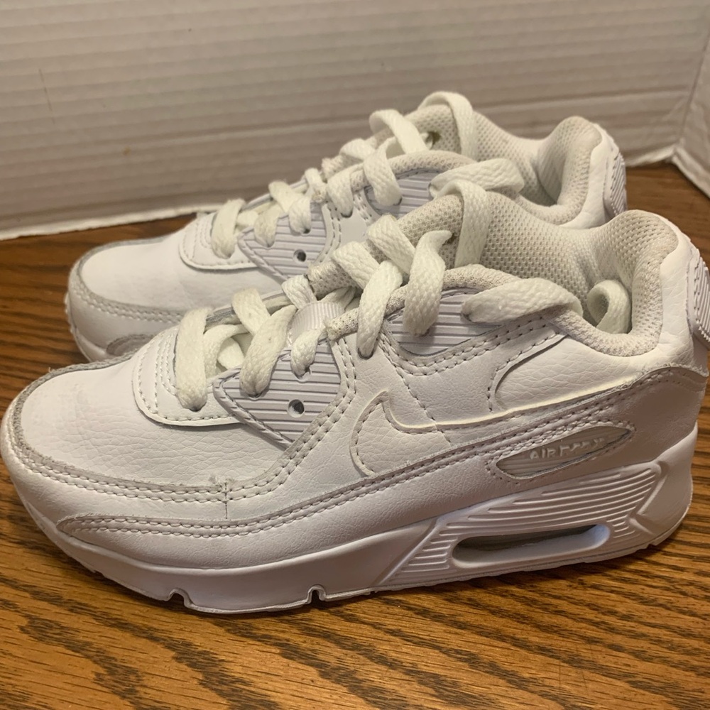 Nike Kids size 12C Air Max White Sneakers Classic Cool hip hop Fun Unsex Casual - Picture 5 of 9